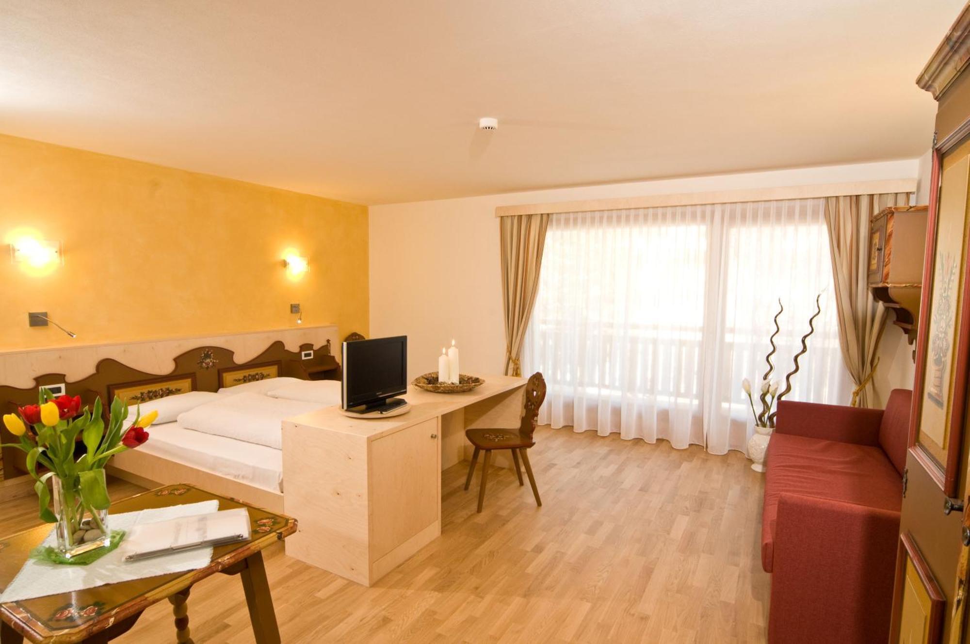 Hotel Pider La Valle Buitenkant foto