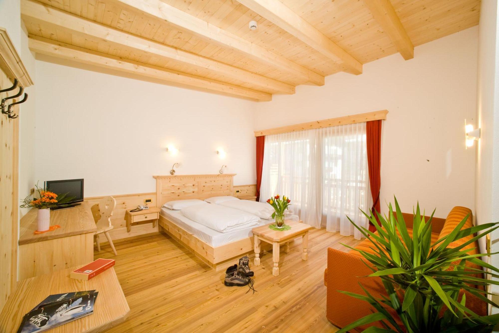 Hotel Pider La Valle Buitenkant foto